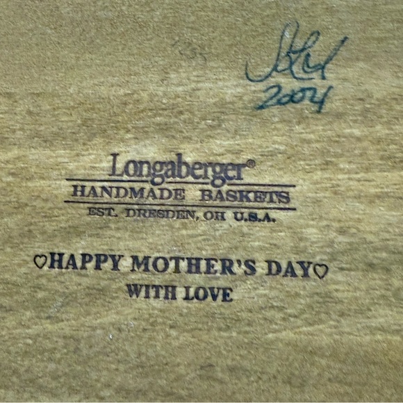 LONGABERGER Woven Sewing Basket with Red Leather Lid and Inserts - Picture 12 of 14